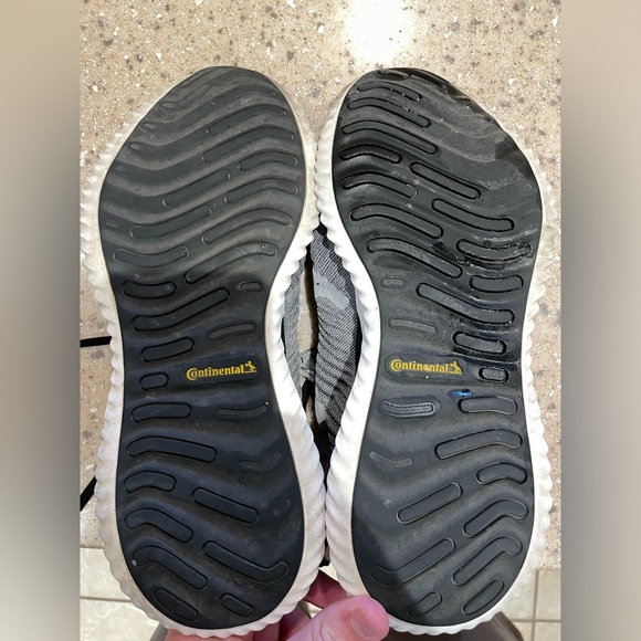 Adidas Alphabounce - Picture 6 of 8